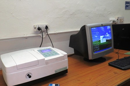 UV-Visible Spectrophotometer